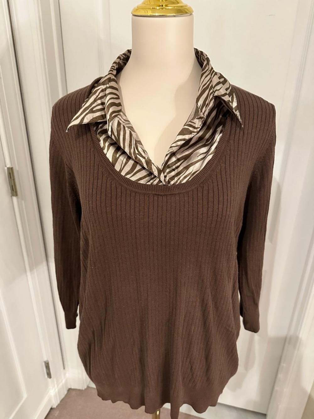 Vintage Rafaela Women’s Brown Ribbed Layered-Look Sweater